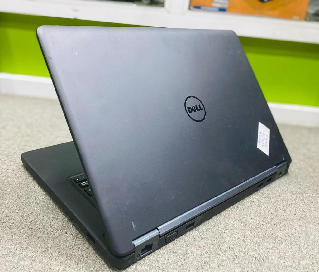 Dell latitude 5450 laptop  I5 5th gen   8GB RAM   256GB SSD   14.0 Display